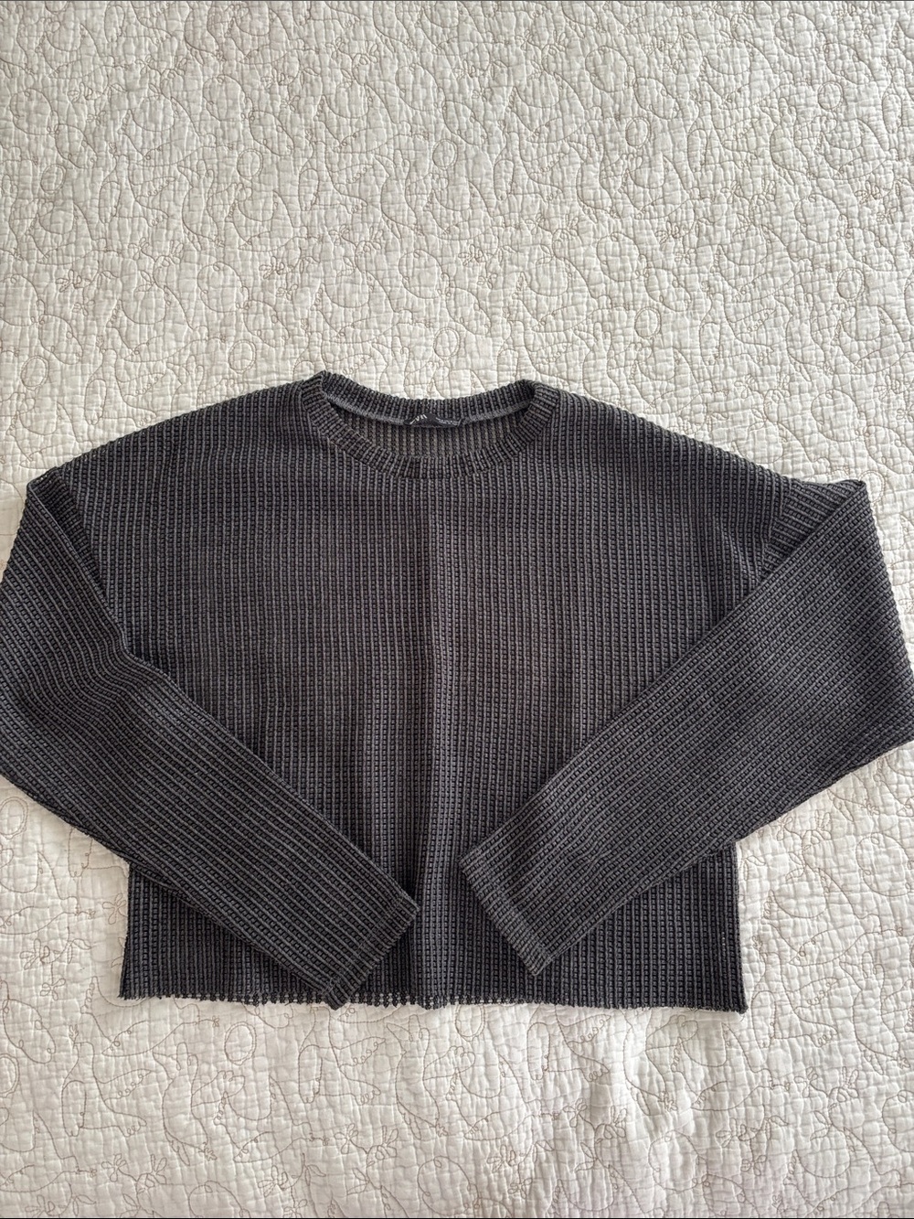 Zara Ribbed Crewneck Sweater in Gray